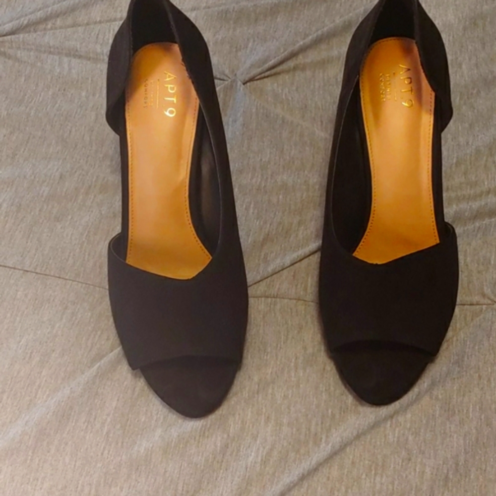 Apt 9 high heels in black